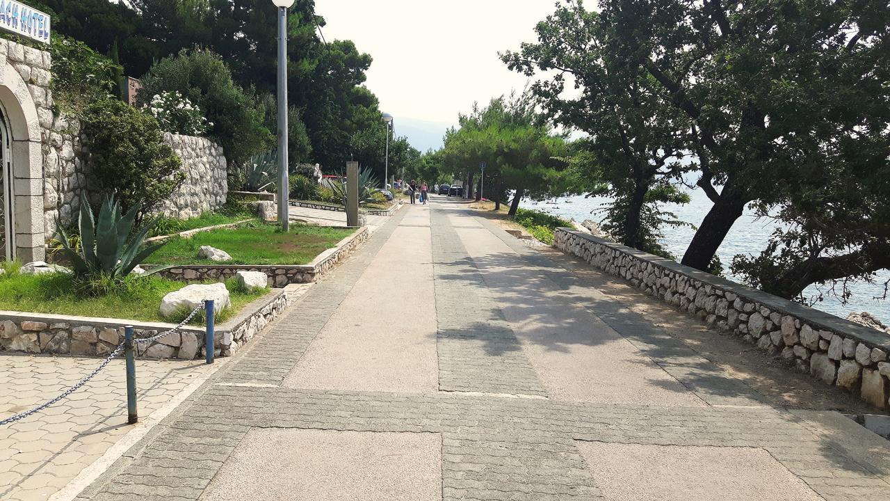 Adria Beach Guest House Novi Vinodolski Exterior foto
